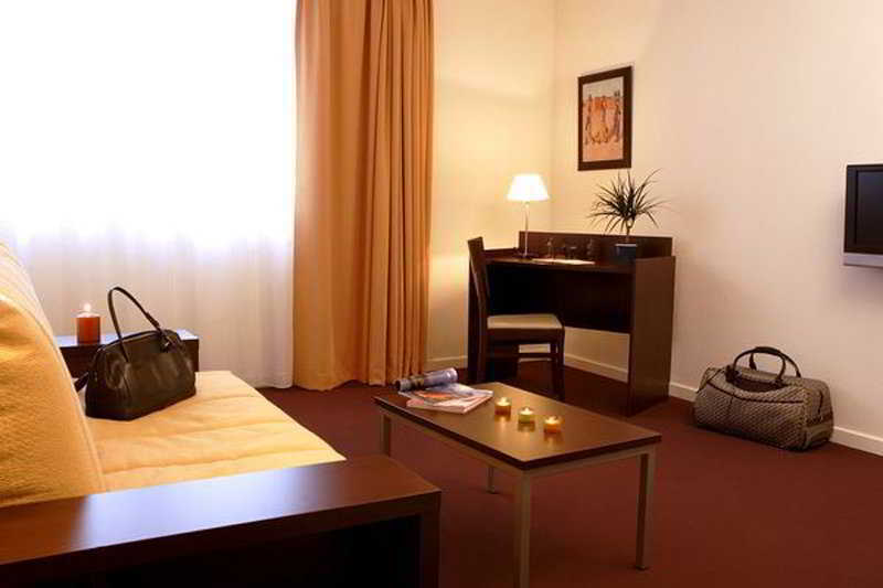 Aparthotel Adagio Access Strasbourg Illkirch Exterior photo